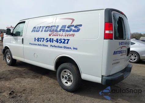 2019 GMC Savana 2500 Work Van z USA, uszkodzony, nr VIN 1GTW7AFG6K1337589